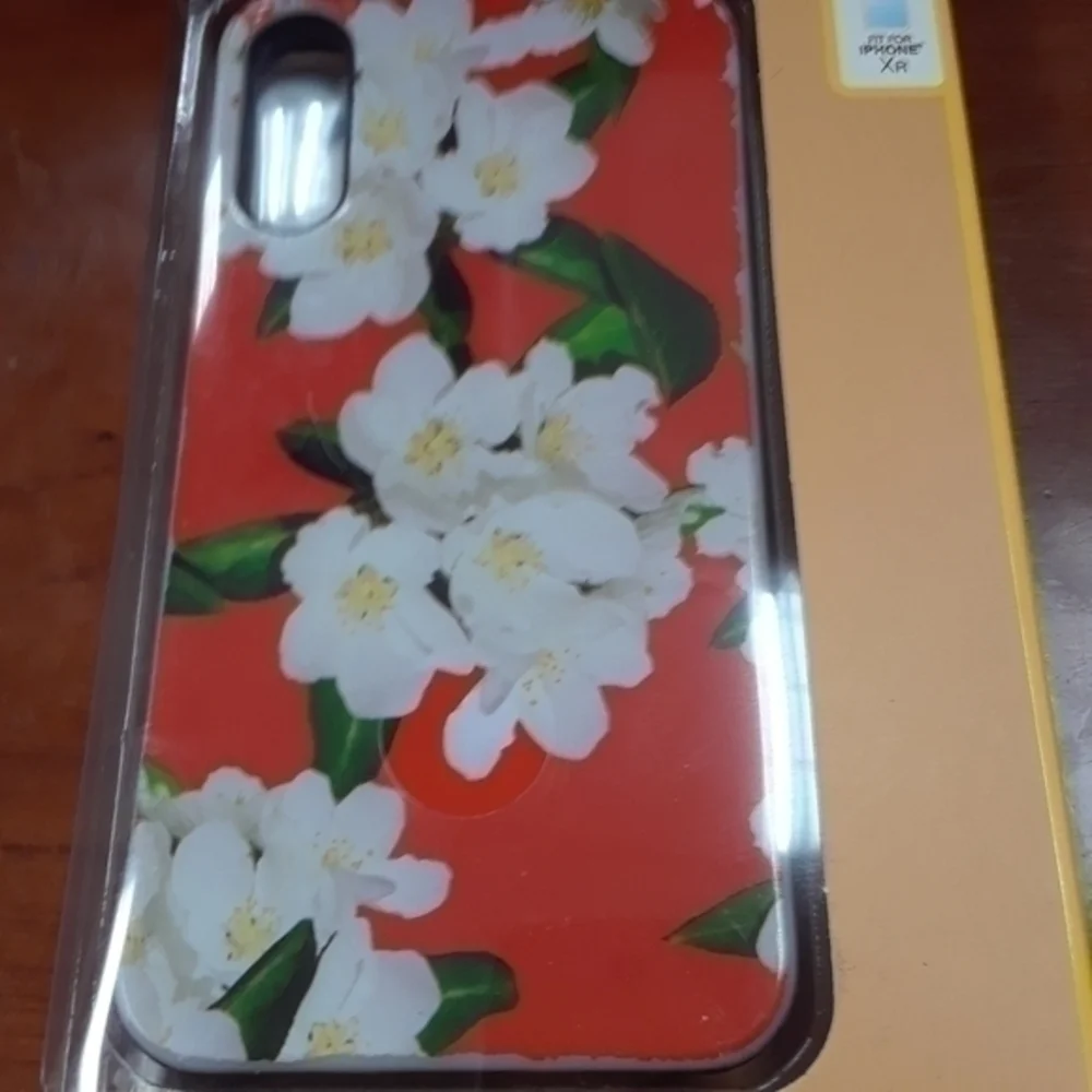 Hard Back iPhone XR Floral Print Case